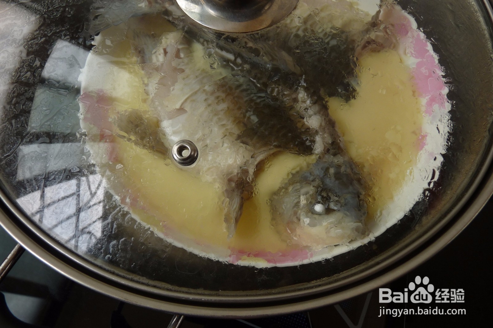简单快手做鲫鱼蒸滑蛋