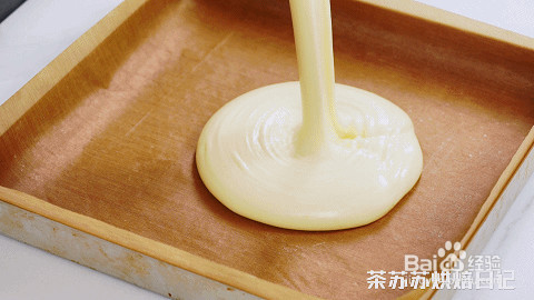 杨梅荔枝蛋糕卷的做法