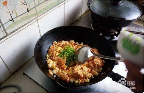 鸡蛋炒米饭（蛋炒饭）