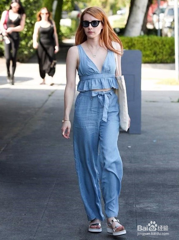 帆布包怎么搭才好看