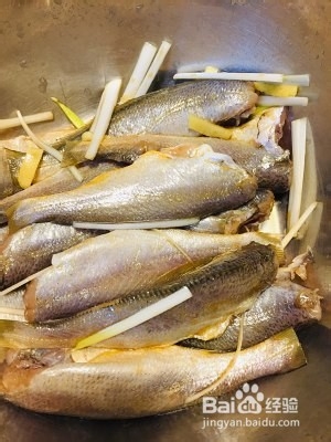 食补养生煎不破的黄花鱼