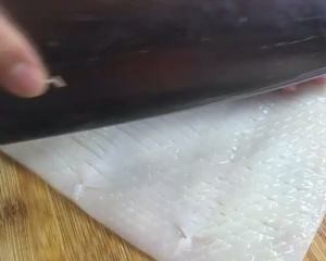丝瓜炒鱿鱼攻略
