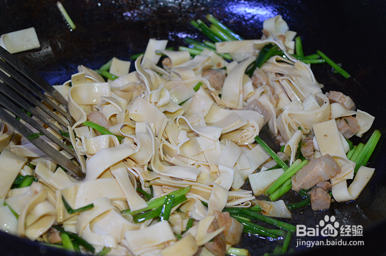 怎么做干豆腐炒韭菜