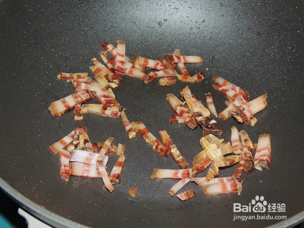 如何做美味的香菇腊肉焖饭