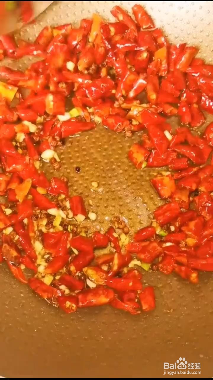 如何制作辣子鸡丁
