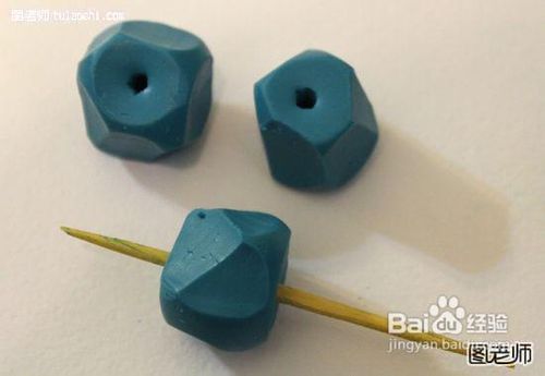 蓝松石粘土项链的制作方法