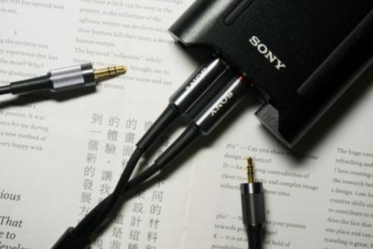 笔记本耳机插口一般是几毫米的