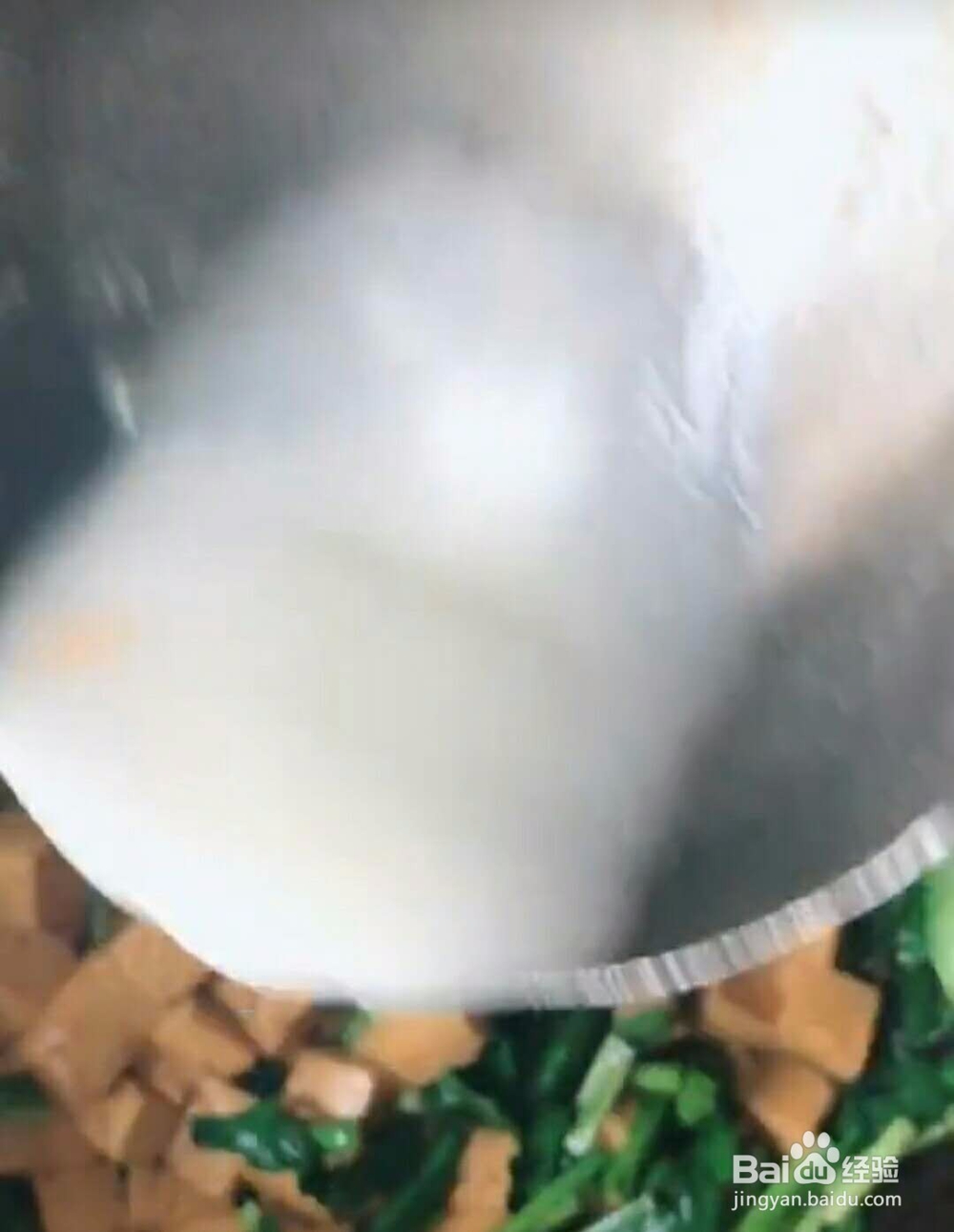 韭菜炒大豆腐做法