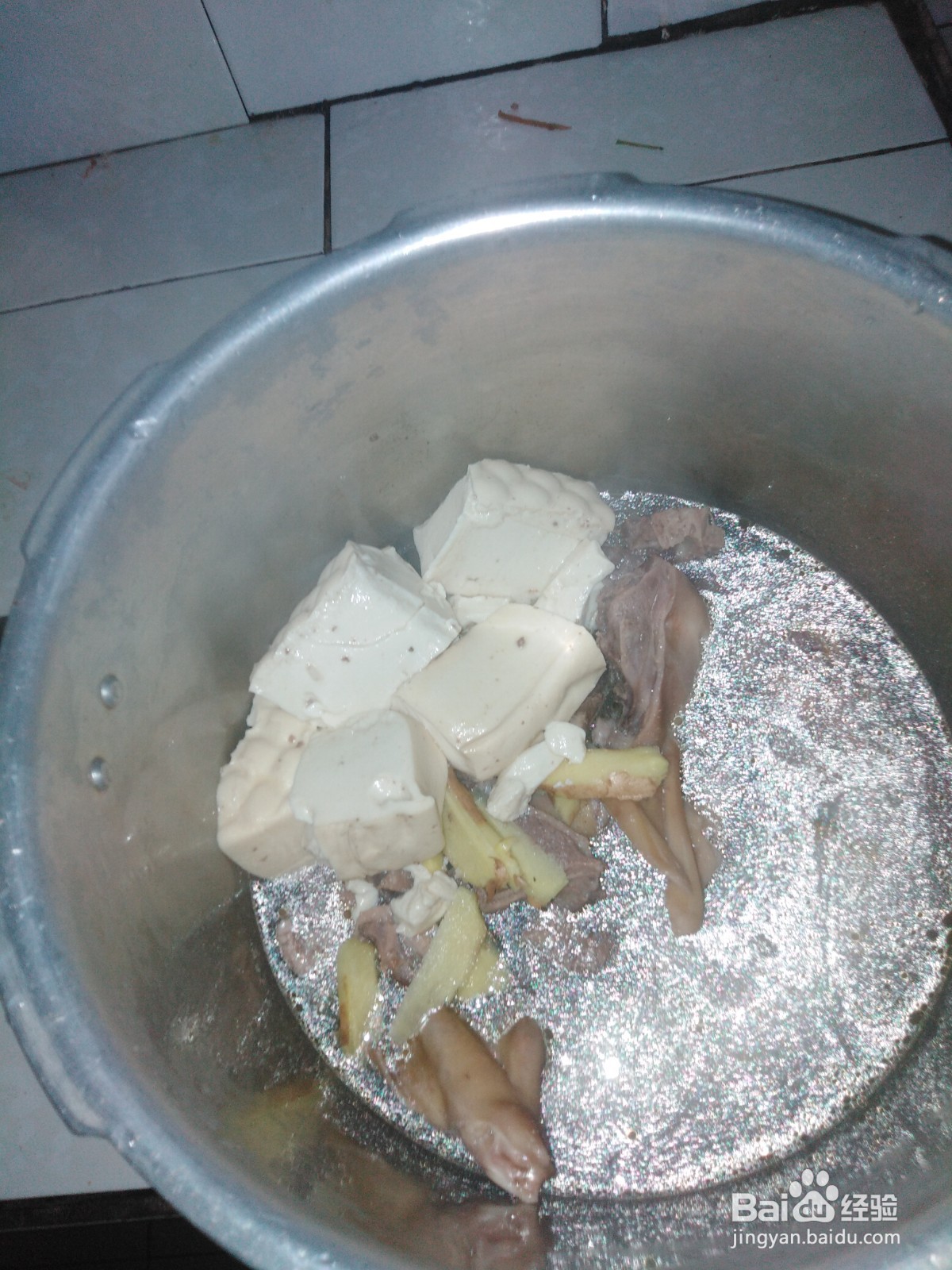 如何做老鸭豆腐冬瓜汤？