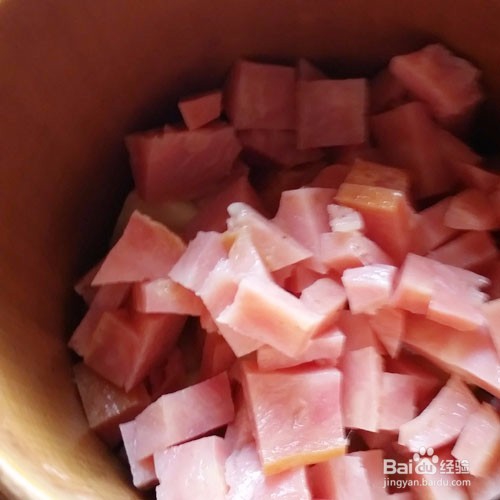 土豆火腿肉饭的做法