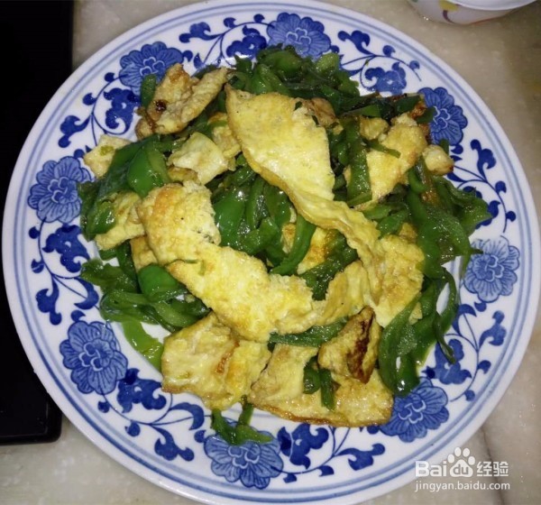 青椒炒鸡蛋的家庭做法——营养丰富