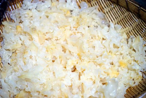 百合红枣银耳汤