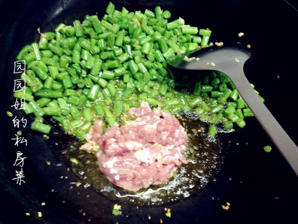 榄菜肉末四季豆