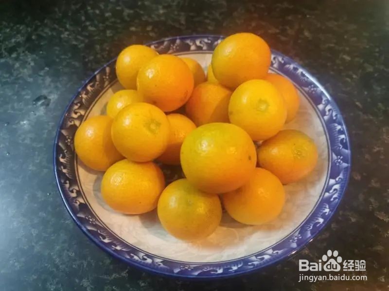 如何制作冰糖金桔,有效针对反复咳嗽?