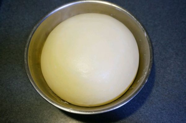 Q弹松软的——牛奶小面包