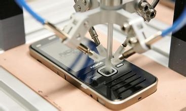 手机进水怎么办？三步强力营救！