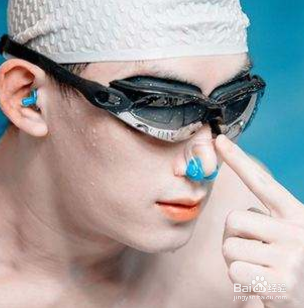 暑假游泳前需要做哪些准备？