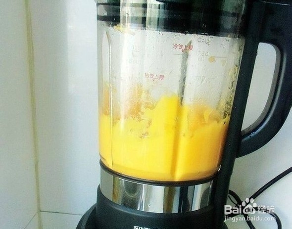 如何自制南瓜蓝莓馅饼