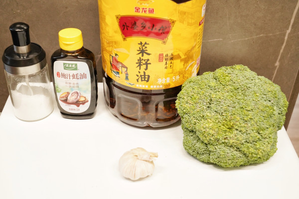 清炒蒜蓉西兰花