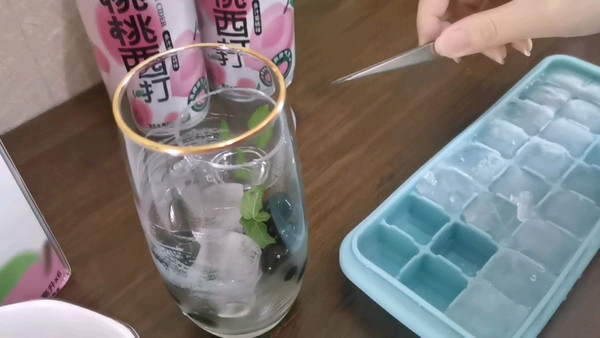 桃桃西打珍珠饮