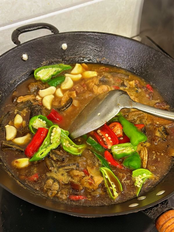 鳝鱼咸菜炖黄瓜