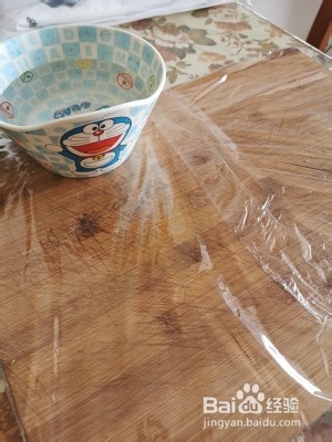 食补养生芹菜猪肉馅水饺的做法