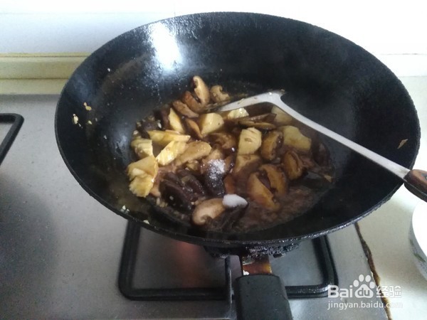 蚝油冬笋香菇的做法