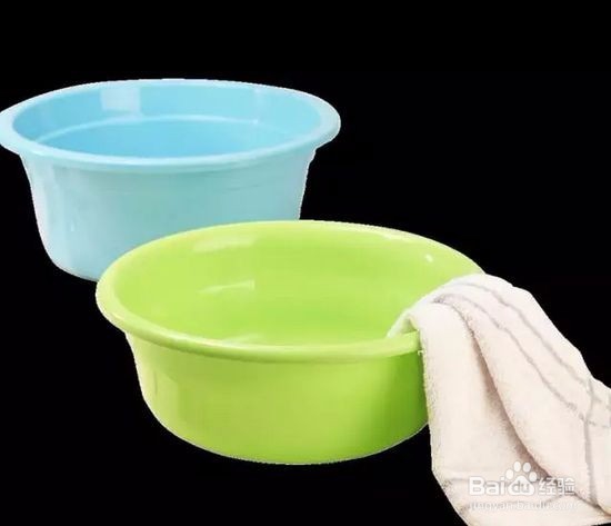 晒黑快速美白的方法