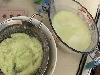 蜜瓜白玉卷怎么做？
