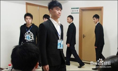 怎样能够更顺利地通过面试