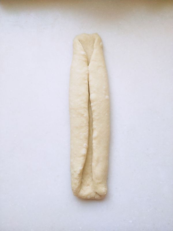 集天地之气，每一滴都凝结了枇杷的甜蜜