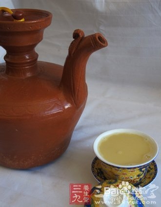 酥油茶是高原人宠爱的养生饮品