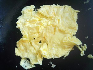 教你怎么做茄汁海鲜菇滑蛋