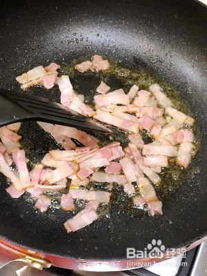养生食补黄油风味培根炒孢子甘蓝的做法