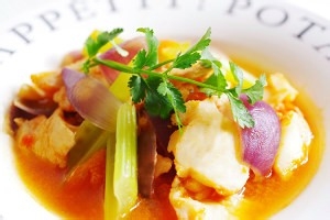 番茄杂蔬鳕鱼汤的做法