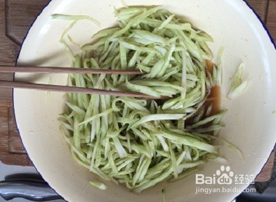 愚人家常菜之好吃好学的“凉拌黄瓜”
