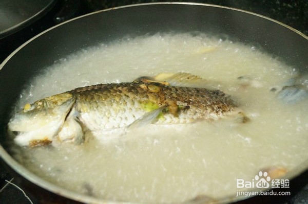 豆腐鲫鱼汤制作方法