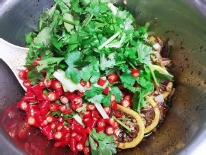 百香果柠檬凤爪的做法