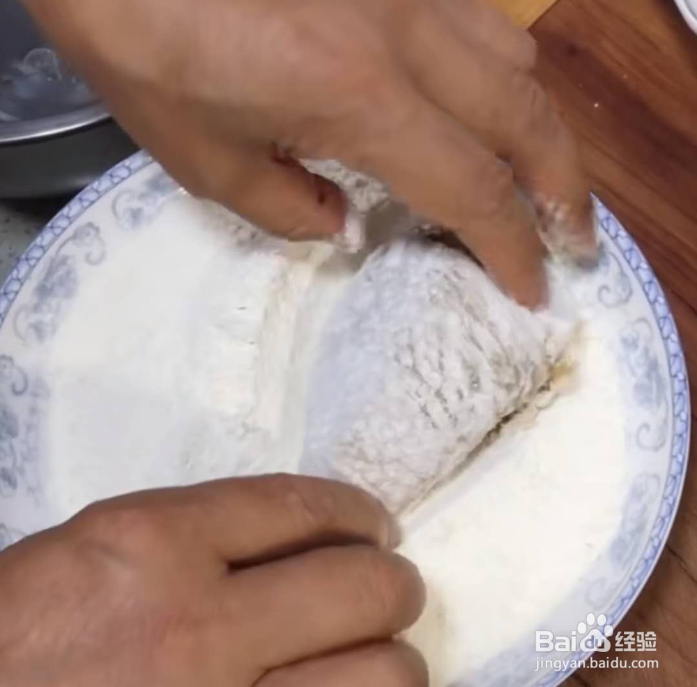 外焦里嫩炸鸡腿做法
