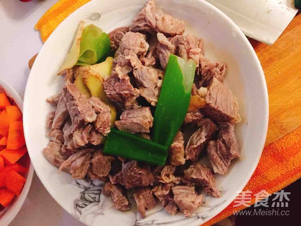 蕃茄炖牛腩的做法