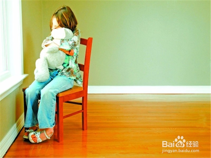 宝宝总是畏首畏尾不敢大声说话怎么办？