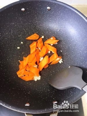 怎么样做出美味的西兰花木耳炒鸡蛋