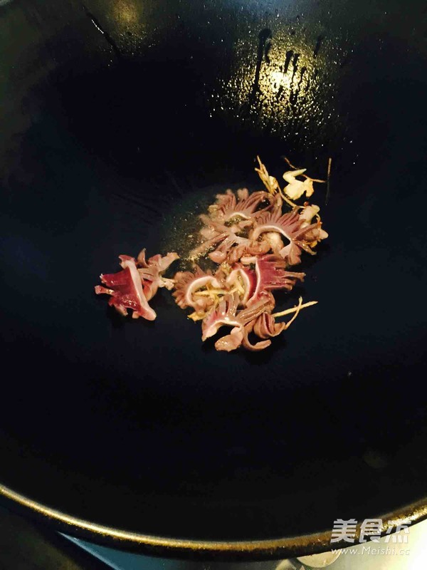 花式鸡胗炒菜椒