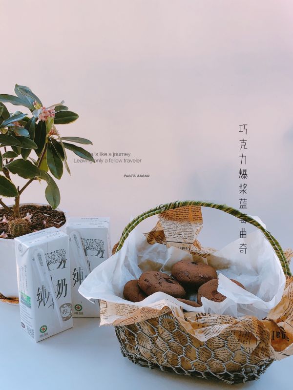 巧克力爆浆蓝莓曲奇