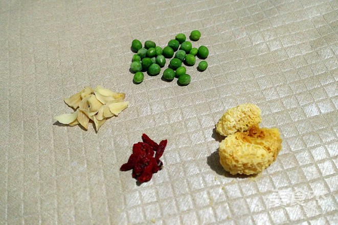 翡翠银耳羹的做法