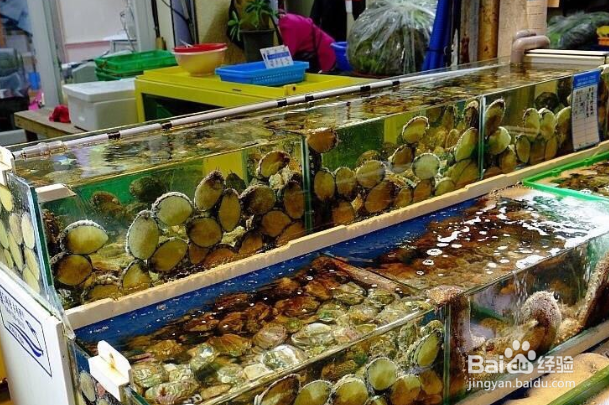 如何进行市场拓新,努力做到与众不同呢?