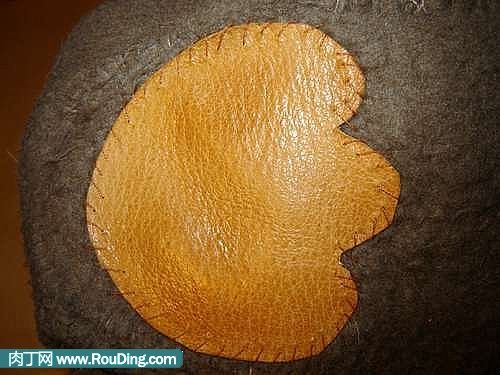 怎样用旧衣服改造DIY小熊袜子拖鞋？