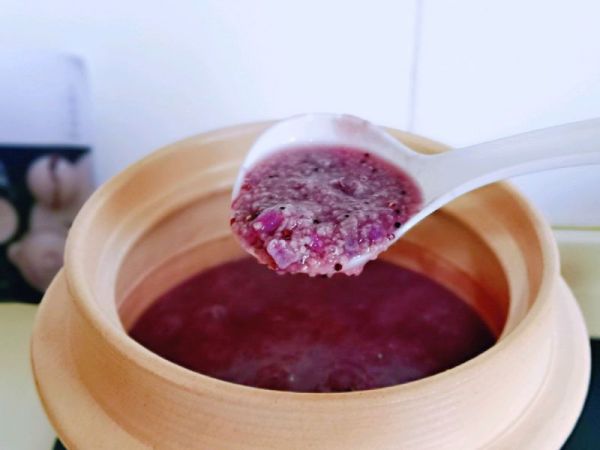紫薯藜麦小米粥