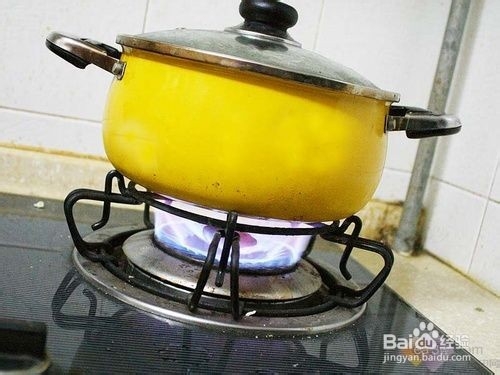 自家小厨房酸菜鱼