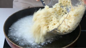 怎样做好吃的海鲜的蒜蓉酱